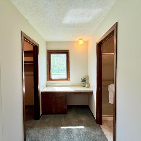 8989 Jasmine Lane S, Cottage Grove, MN 55016