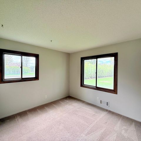 8989 Jasmine Lane S, Cottage Grove, MN 55016
