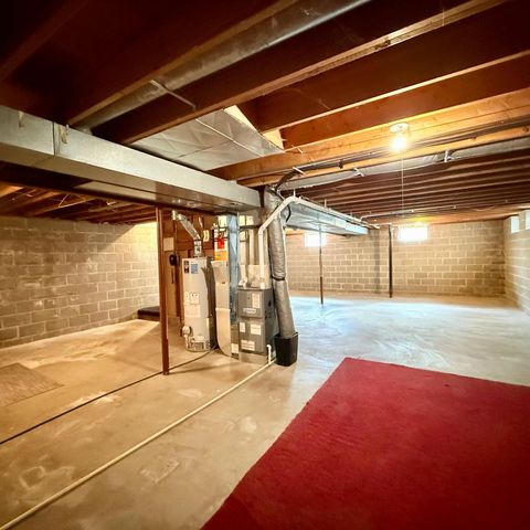 8989 Jasmine Lane S, Cottage Grove, MN 55016