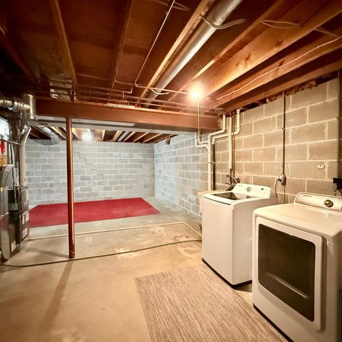 8989 Jasmine Lane S, Cottage Grove, MN 55016