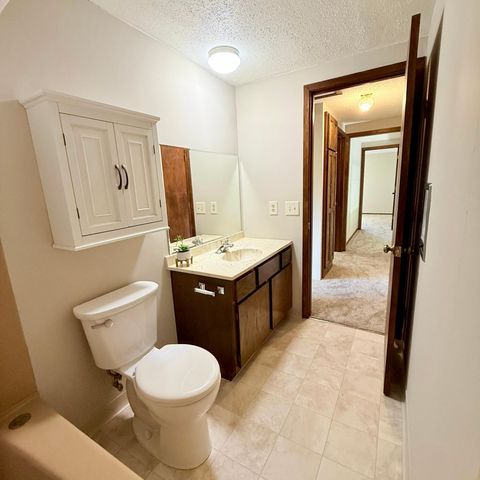 8989 Jasmine Lane S, Cottage Grove, MN 55016