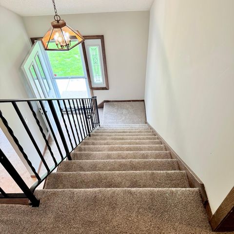 8989 Jasmine Lane S, Cottage Grove, MN 55016