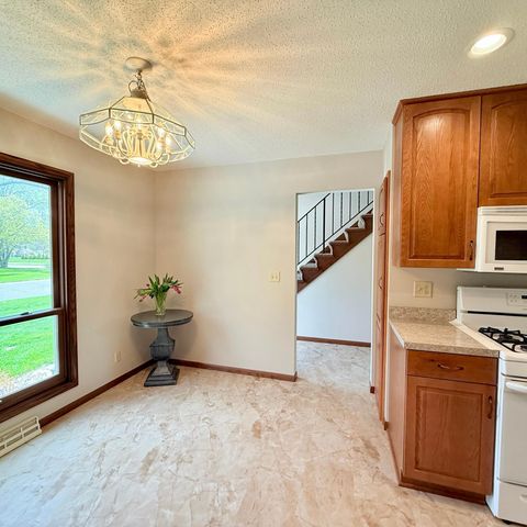 8989 Jasmine Lane S, Cottage Grove, MN 55016