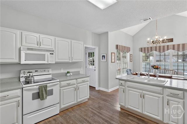 108 Chancery Lane, Savannah, GA 31410