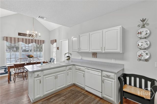 108 Chancery Lane, Savannah, GA 31410