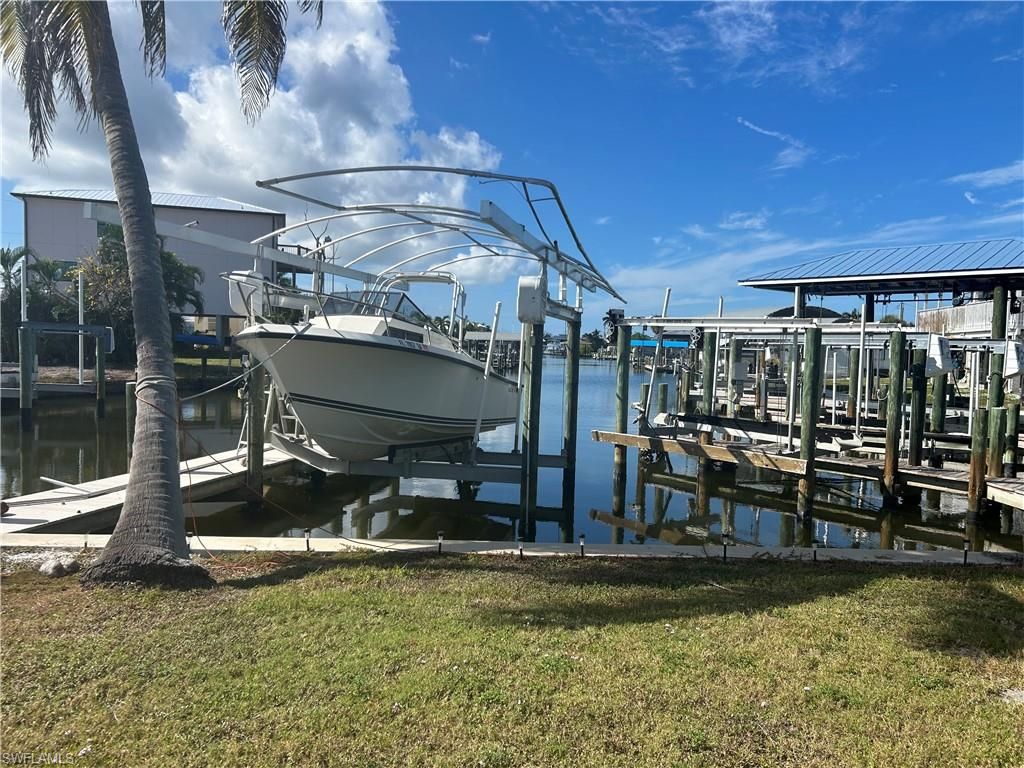 2635 York RD, ST. JAMES CITY, FL 33956 — photo 5