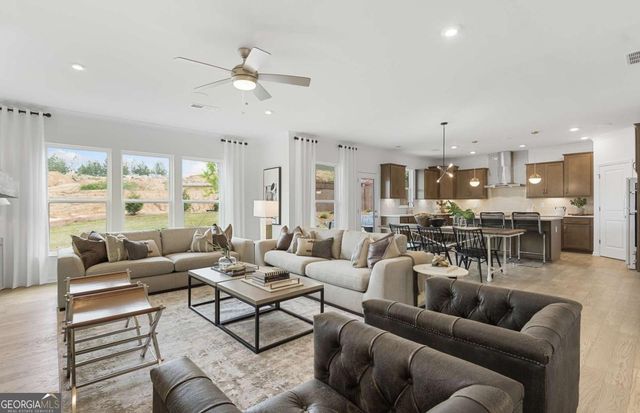 5190 Sierra Creek Drive, Hoschton, GA 30548
