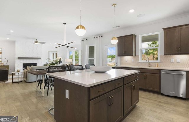 5190 Sierra Creek Drive, Hoschton, GA 30548