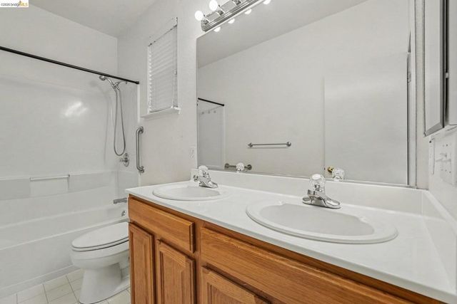 16 Foreman St, Oakley, CA 94561