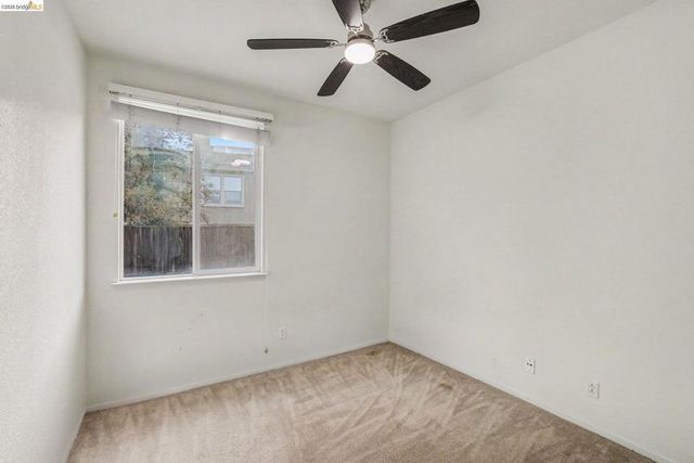 16 Foreman St, Oakley, CA 94561
