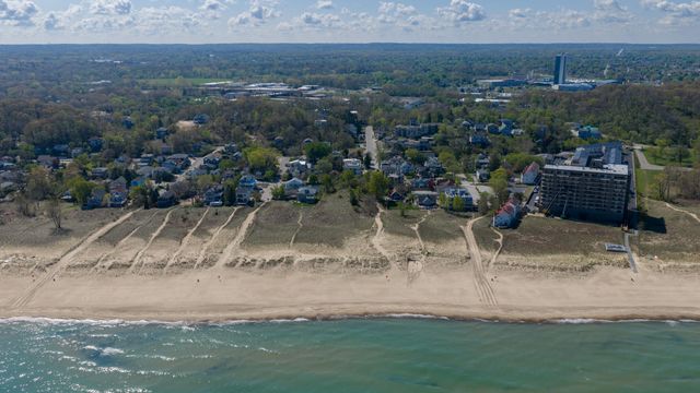 125 S Lake Avenue A, Michigan City, IN 46360