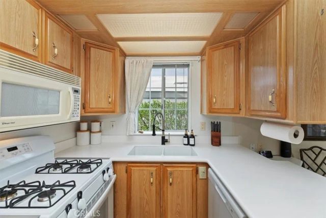 16400 Bubbling Wells 266, Desert Hot Springs, CA 92240