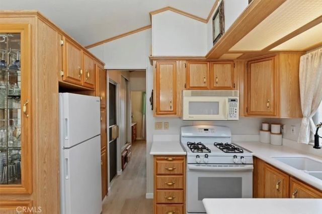 16400 Bubbling Wells 266, Desert Hot Springs, CA 92240