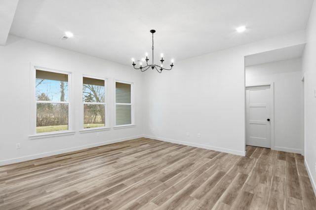 6812 ARMSTRONG DR, Columbia, MO 65202