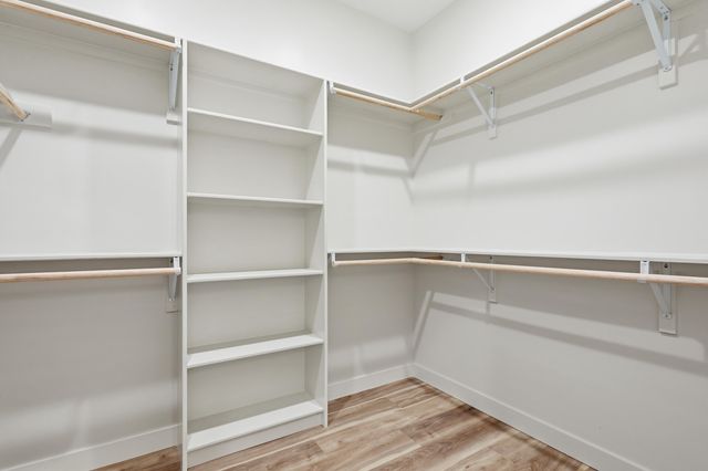 6812 ARMSTRONG DR, Columbia, MO 65202