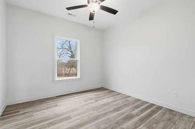 6812 ARMSTRONG DR, Columbia, MO 65202