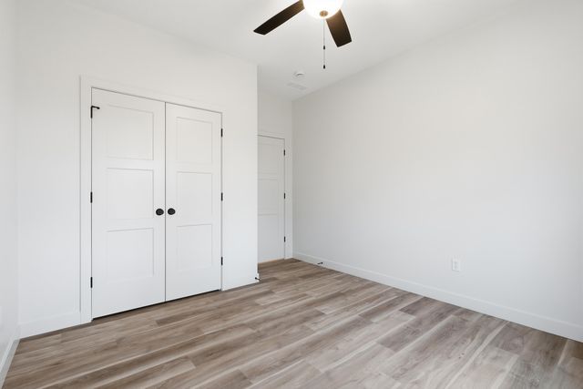 6812 ARMSTRONG DR, Columbia, MO 65202