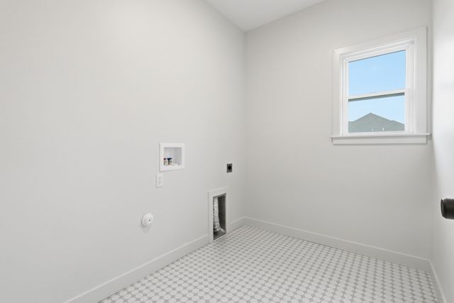 6812 ARMSTRONG DR, Columbia, MO 65202