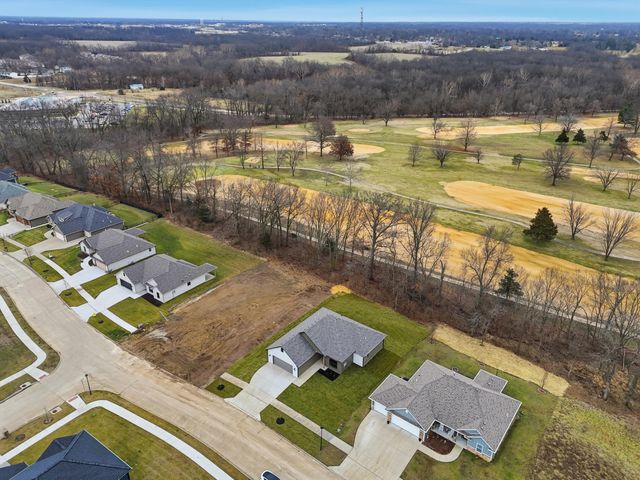 6812 ARMSTRONG DR, Columbia, MO 65202