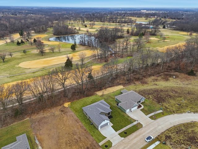 6812 ARMSTRONG DR, Columbia, MO 65202