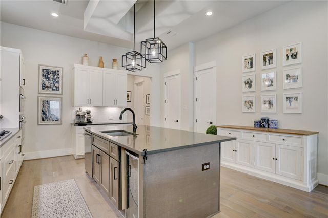 1022 Dorothy Street, Houston, TX 77008