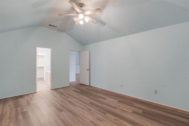 112 Bridlewood Street, Azle, TX 76020