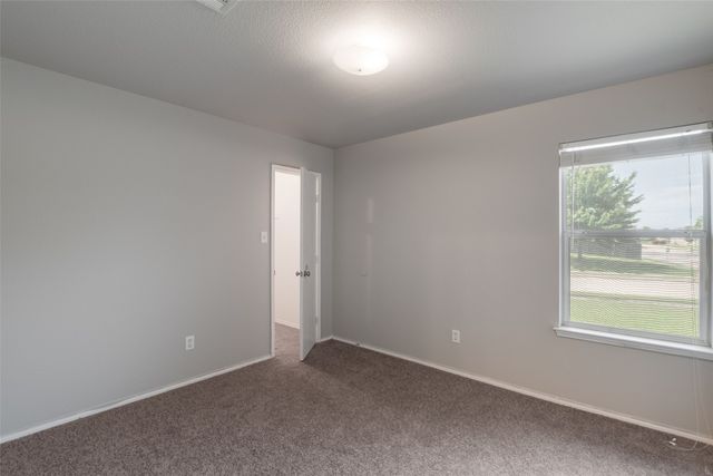 112 Bridlewood Street, Azle, TX 76020