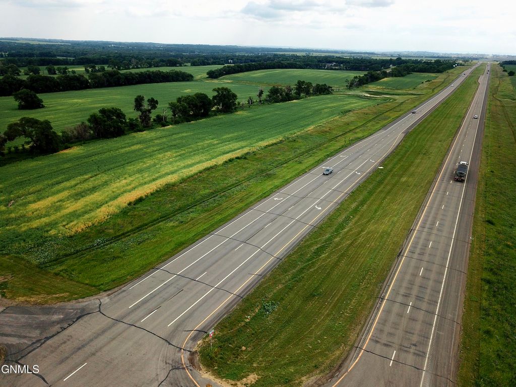 Xxx Us - 83, Bismarck, ND 58503 photo 10