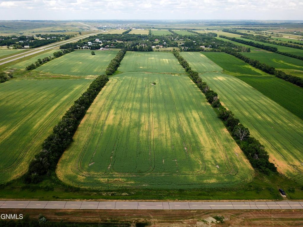 Xxx Us - 83, Bismarck, ND 58503 photo 13