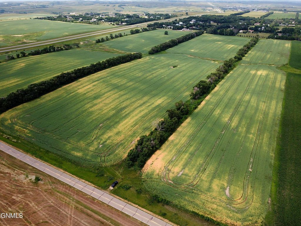 Xxx Us - 83, Bismarck, ND 58503 photo 15