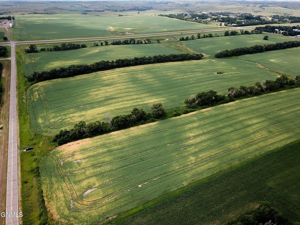 Xxx Us - 83, Bismarck, ND 58503 photo 16