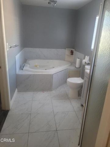 3306 Farnsworth Avenue, Los Angeles, CA 90032