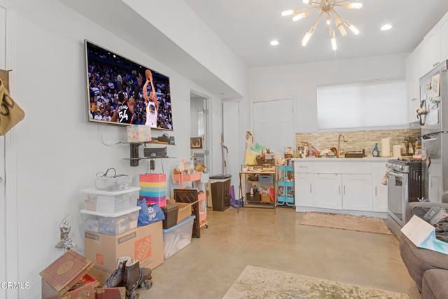 3306 Farnsworth Avenue, Los Angeles, CA 90032