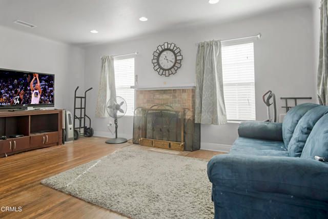 3306 Farnsworth Avenue, Los Angeles, CA 90032