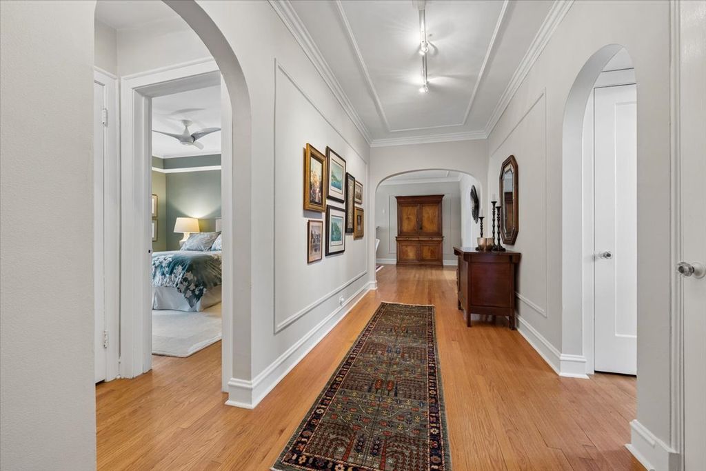 486 Sheridan Road 2, Evanston, IL 60202 — photo 2