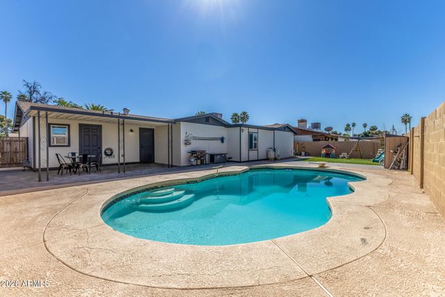 9248 N 36TH Drive, Phoenix, AZ 85051