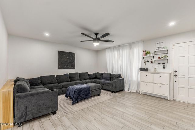 9248 N 36TH Drive, Phoenix, AZ 85051