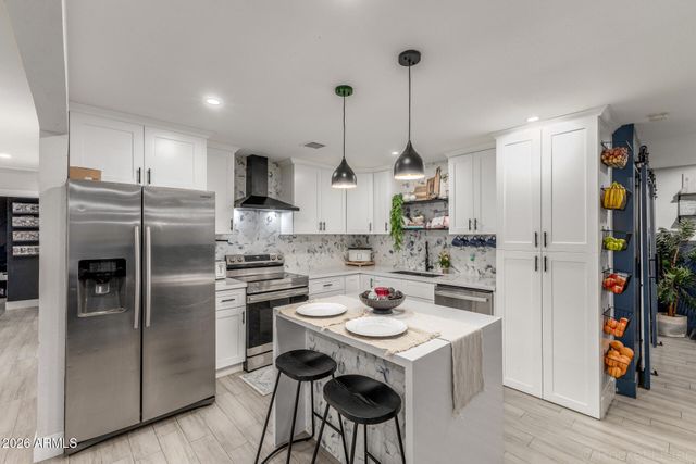 9248 N 36TH Drive, Phoenix, AZ 85051