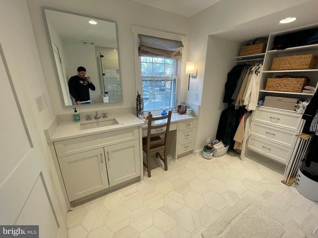 2314 WHEYSTONE CT, Vienna, VA 22182