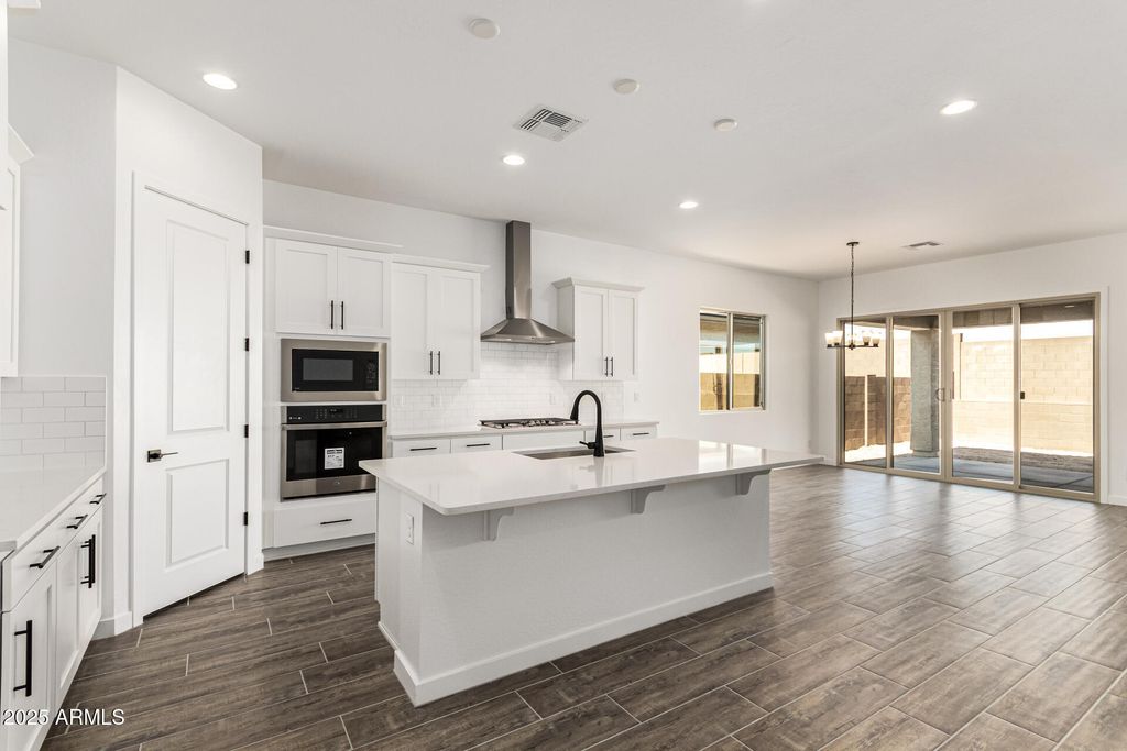 15818 W MIAMI Street, Goodyear, AZ 85338 — photo 3