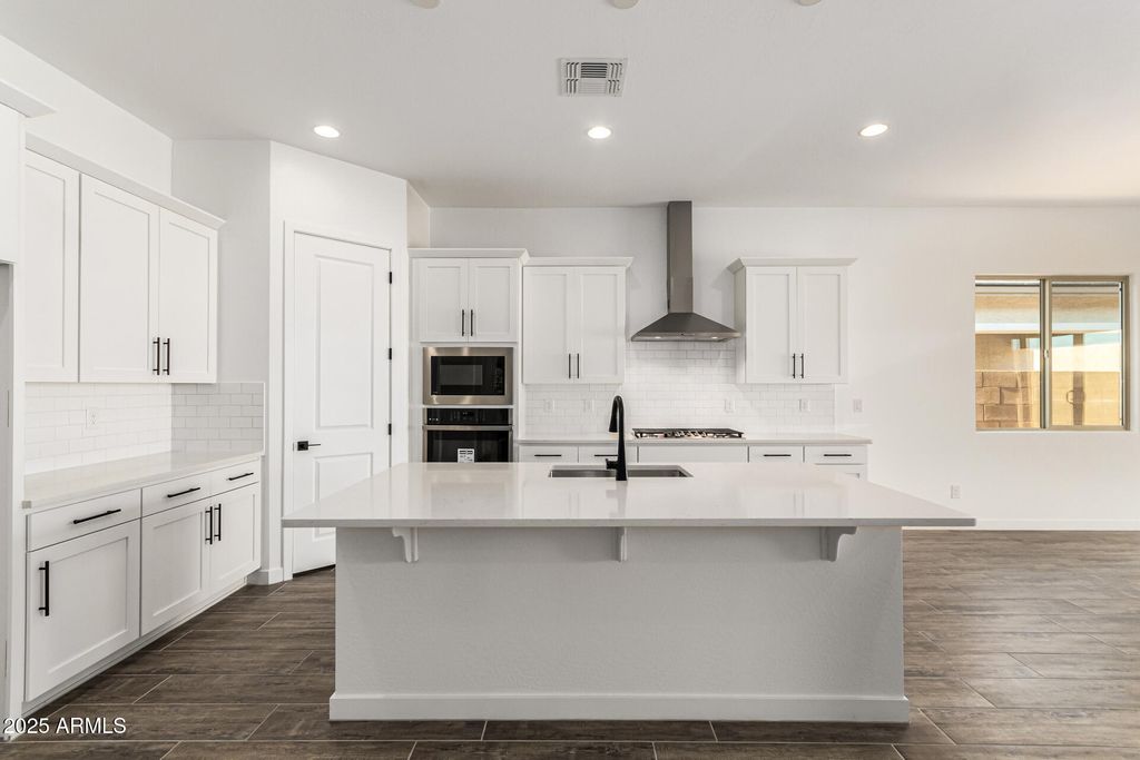 15818 W MIAMI Street, Goodyear, AZ 85338 — photo 5