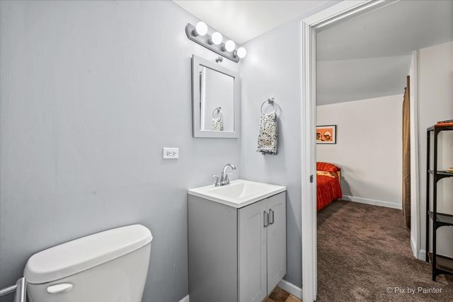 1745 W 18th Place 1R, Chicago, IL 60608