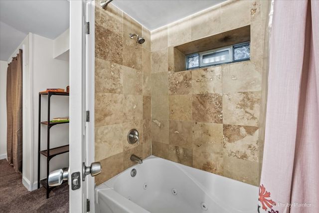 1745 W 18th Place 1R, Chicago, IL 60608