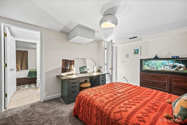 1745 W 18th Place 1R, Chicago, IL 60608
