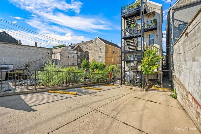 1745 W 18th Place 1R, Chicago, IL 60608