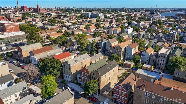 1745 W 18th Place 1R, Chicago, IL 60608
