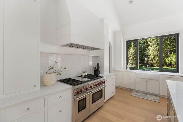 26328 SE 152nd Street, Issaquah, WA 98027