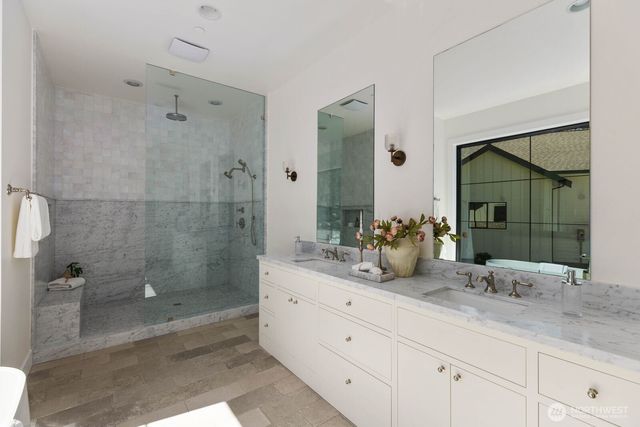 26328 SE 152nd Street, Issaquah, WA 98027