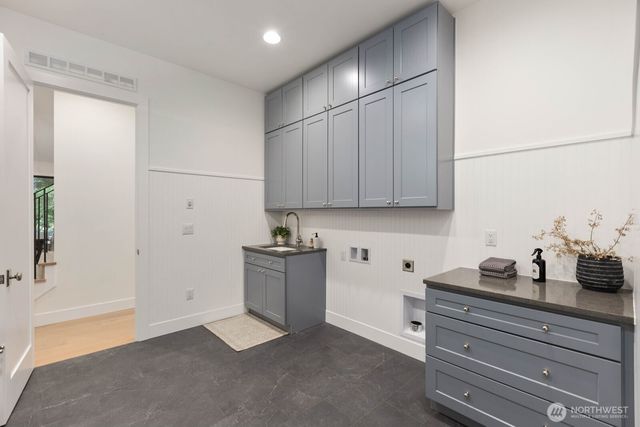 26328 SE 152nd Street, Issaquah, WA 98027