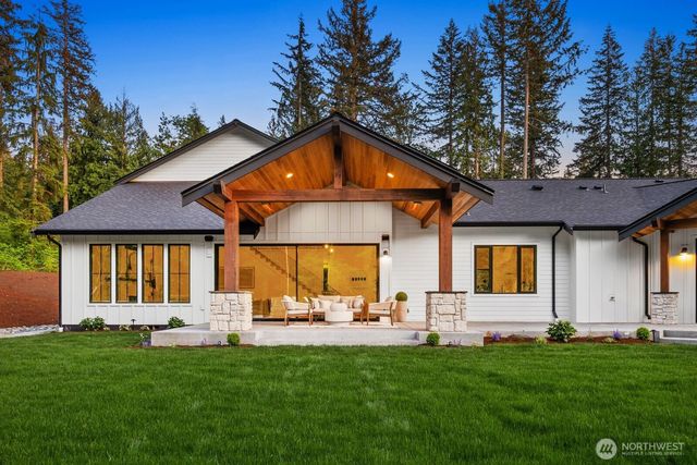 26328 SE 152nd Street, Issaquah, WA 98027